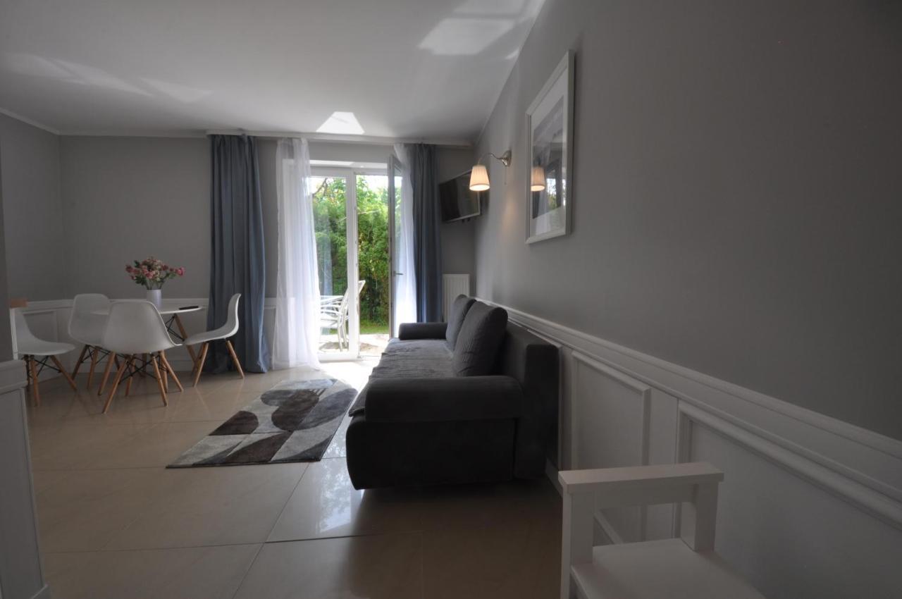 Ambasador Villa Мельно Экстерьер фото